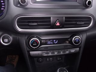 Hyundai Kona 2019 PREMIUM 1.6 AUTO DIESEL AWD-thumb-10