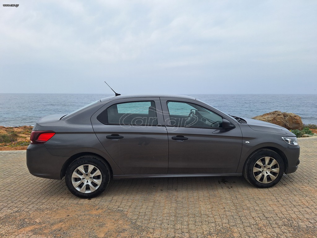 Peugeot 301 2022
