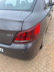 Peugeot 301 2022-thumb-6