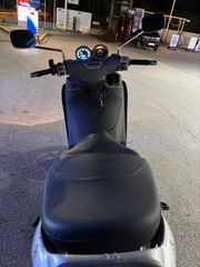 Piaggio Beverly 200 2004-thumb-4