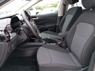 Skoda Fabia 2025 Selection 1.0 TSI 116 PS DSG7-thumb-5