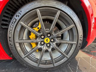 Ferrari SF90 2024 STRADALE-thumb-5