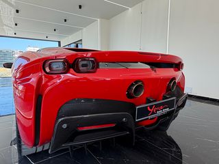 Ferrari SF90 2024 STRADALE-thumb-7