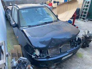 Mazda Demio 2000