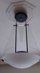 Φωτιστικό οροφής με γυάλινο καπέλο σε στυλ late modern