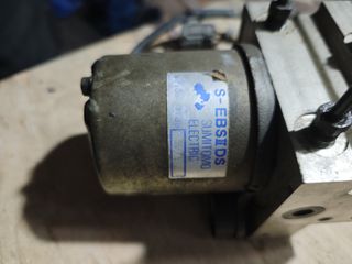 Suzuki Vitara V6 Mk1 μονάδα ABS-thumb-1