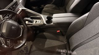 Peugeot 3008 2018 automatic-thumb-6