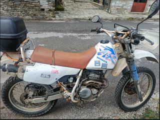 Honda XLR 1996-thumb-3