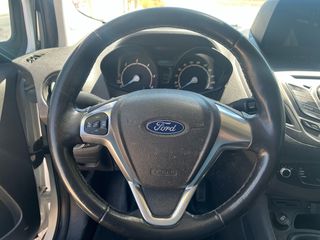 Ford Transit Courier 2017-thumb-5