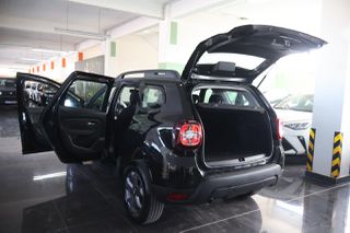 Dacia Duster 2021 Sportive 4WD Navi / 6 Χρόνια Δωρεάν Service-thumb-11