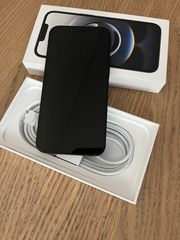 iPhone 16e-thumb-5