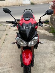 Triumph Speed Triple 1050 2011-thumb-4