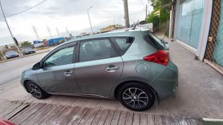 Toyota Auris 2013 9800 € Με το κλειδι στο χερι-thumb-9
