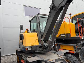 Εκσκαφέας Με Λάστιχα Volvo 2016 EW 60 E-thumb-5