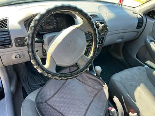 Hyundai Accent 2004 ACCENT 1.4-thumb-4