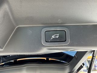 Land Rover Range Rover Sport 2018-thumb-8