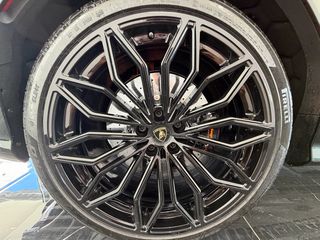 Lamborghini Urus 2026 SE-thumb-33