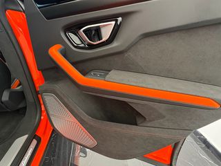 Lamborghini Urus 2026 SE-thumb-17