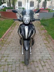 Piaggio Beverly 350 2017-thumb-2