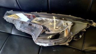 ΓΝΗΣΙΟ ΦΑΝΑΡΙ TOYOTA COROLLA 2020 FULL LED ΣΕ ΑΡΙΣΤΗ ΚΑΤΑΣΤΑΣΗ