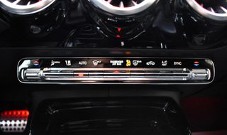 Mercedes-Benz CLA 35 AMG 2020 4 MATIC-DCT-thumb-62