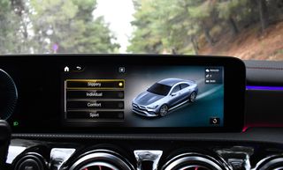 Mercedes-Benz CLA 35 AMG 2020 4 MATIC-DCT-thumb-49