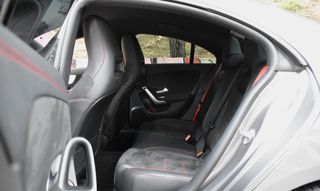 Mercedes-Benz CLA 35 AMG 2020 4 MATIC-DCT-thumb-22