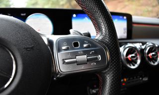 Mercedes-Benz CLA 35 AMG 2020 4 MATIC-DCT-thumb-29