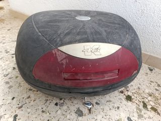 2 μπαγαζιέρες μοτό