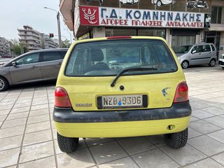 Renault Twingo 2001-thumb-5