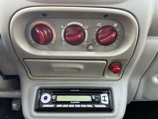Renault Twingo 2001-thumb-15