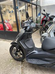 Piaggio Beverly 310S 2025 SPORT-thumb-8