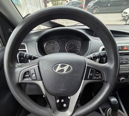 Hyundai i 20 2013-thumb-6