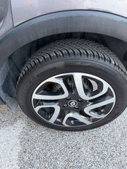 Renault Captur 2017-thumb-16