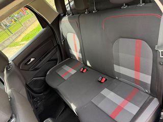 Dacia Duster 2019 1.3TCe TECHROAD-thumb-31