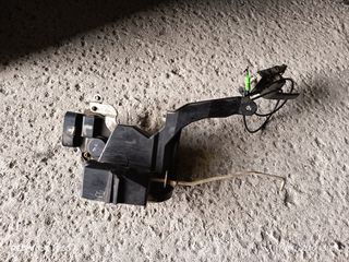 ΚΛΕΙΔΑΡΙΑ ΕΜΠΡΟΣ ΑΡΙΣΤΕΡΗ TOYOTA RAV 4 2001-2005