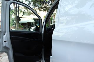 Κλούβα Mercedes-Benz 2020 VITO 114 3ΘΕΣΙΟ 136HP EU6 CARPLAY ΟΘΟΝΗ PDC CRUISE LANΕ ASS.-thumb-24