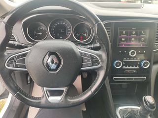 Renault Megane 2017-thumb-13