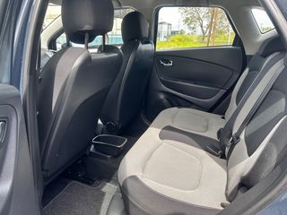 Renault Captur 2016-thumb-9