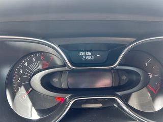 Renault Captur 2016-thumb-11