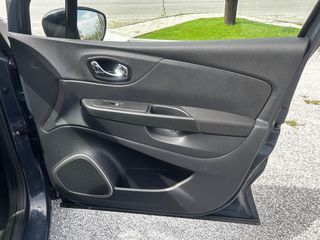 Renault Captur 2016-thumb-20