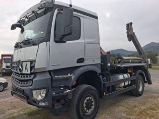Αλυσιδάκι Mercedes-Benz 2015 AROCS 1845 4x4-thumb-1