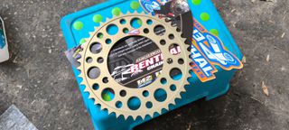 Renthal Γρανάζι 525 Honda Yamaha Suzuki Kawasaki