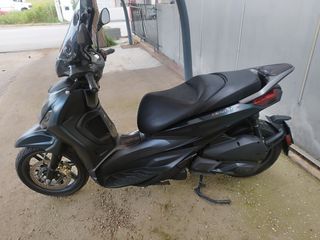 Piaggio Beverly 310S 2022 ΔΕΚΤΑ ΓΡΑΜΜΑΤΙΑ!!!-thumb-1