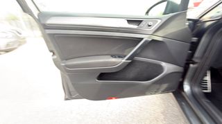Volkswagen Golf 2018 1.6 TDI BLUEMOTION 7,5 ελληνικο βιβλίο σερβις-thumb-24