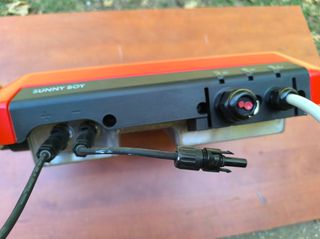 INVERTER για ΗΛΙΑΚΑ ΠΑΝΕΛ-thumb-1
