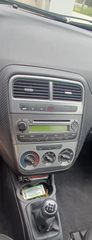 Fiat Grande Punto 2009-thumb-5