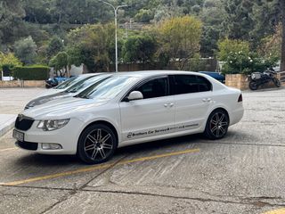 Skoda Superb 2011