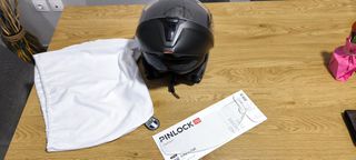 AGV street modular flip up-thumb-4