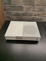 XBOX ONE S 500GB